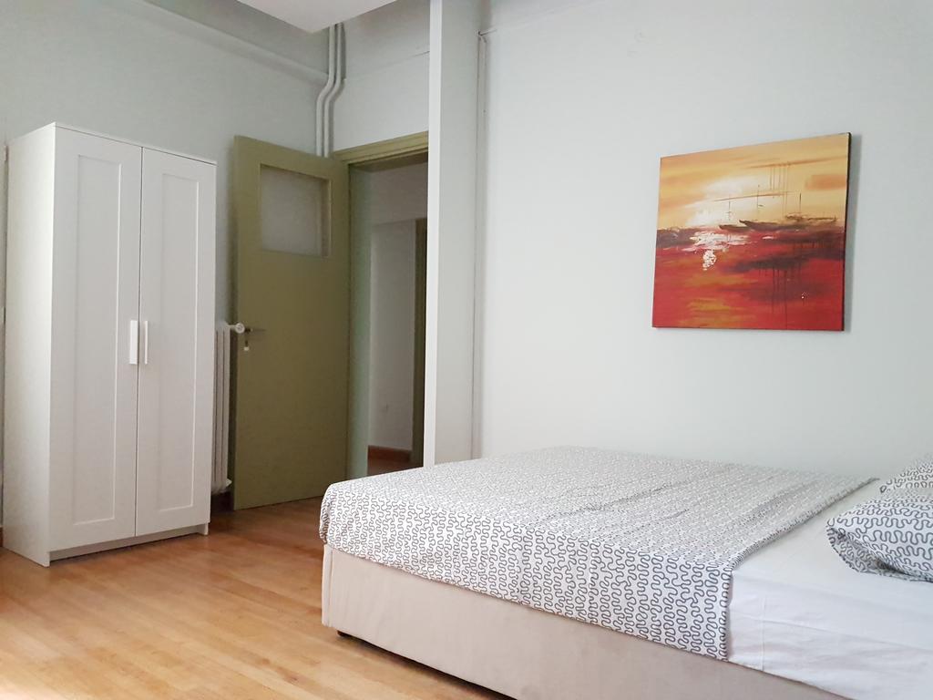 Errathens Pine Red And Taupe - Athens Center Διαμέρισμα Εξωτερικό φωτογραφία