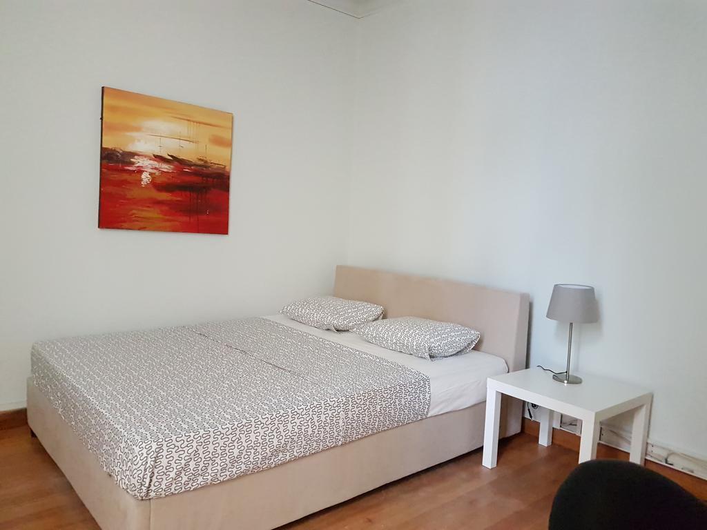 Errathens Pine Red And Taupe - Athens Center Διαμέρισμα Εξωτερικό φωτογραφία