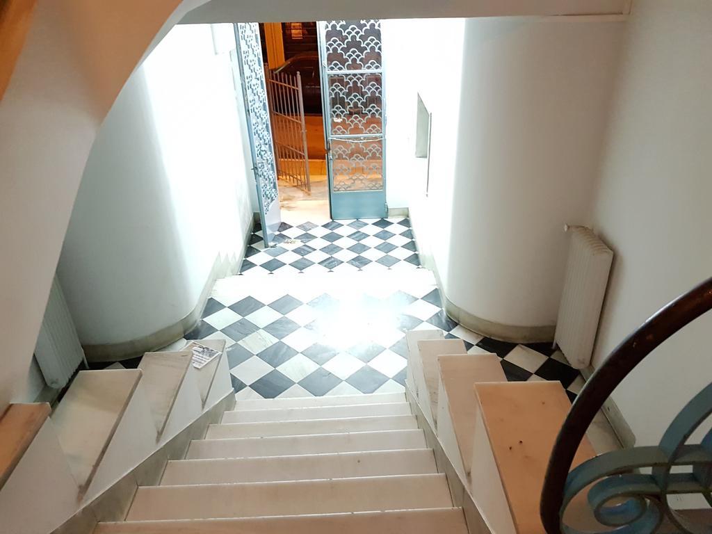 Errathens Pine Red And Taupe - Athens Center Διαμέρισμα Εξωτερικό φωτογραφία