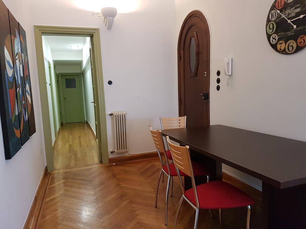 Errathens Pine Red And Taupe - Athens Center Διαμέρισμα Εξωτερικό φωτογραφία